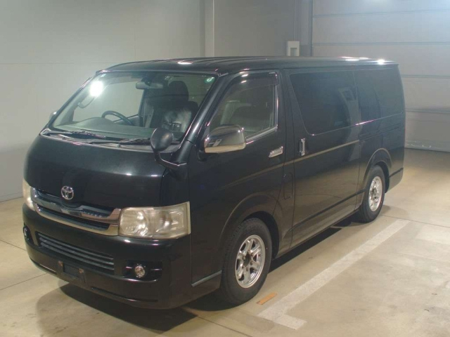 TOYOTA REGIUS ACE VAN