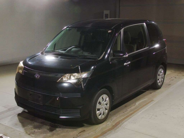 TOYOTA SPADE 2012