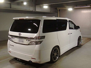 TOYOTA VELLFIRE 2012