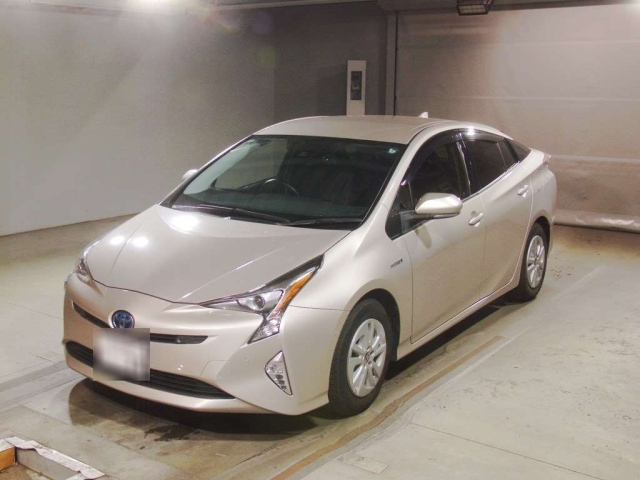 TOYOTA PRIUS 2017