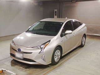 TOYOTA PRIUS 2017