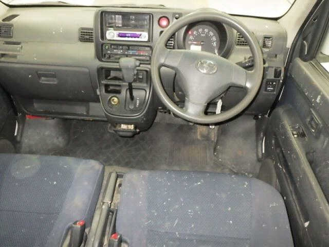 TOYOTA PIXIS VAN 2013
