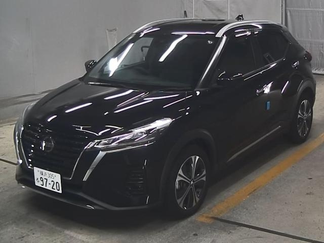 NISSAN KIX 2020