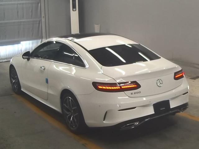 MERCEDES BENZ E CLASS 2021