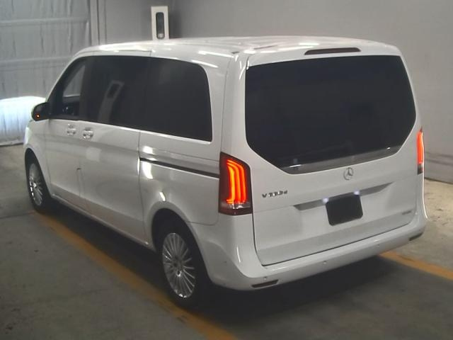 MERCEDES BENZ V CLASS 2017