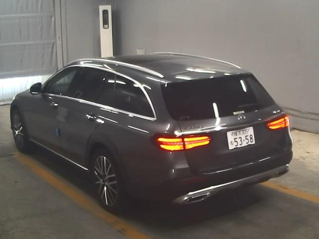 MERCEDES BENZ E CLASS WAGON 2020