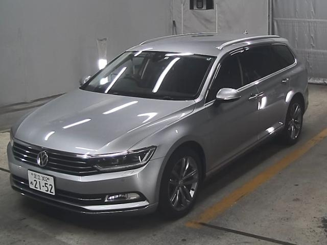 VOLKSWAGEN PASSAT VARIANT 2018