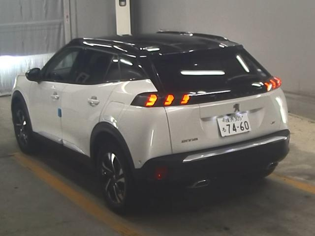 PEUGEOT 2008 2022