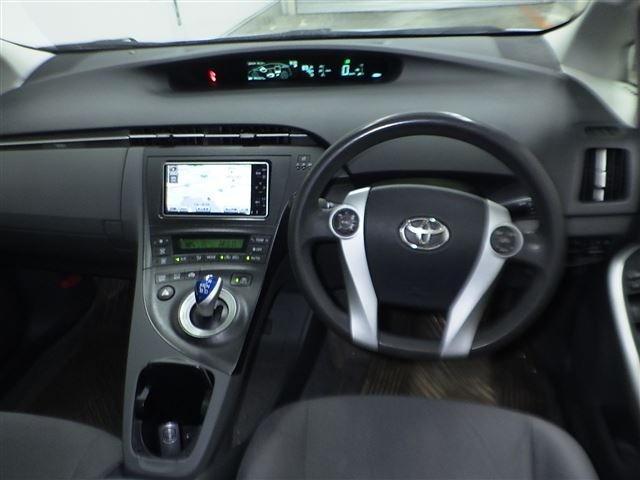 TOYOTA PRIUS 2010