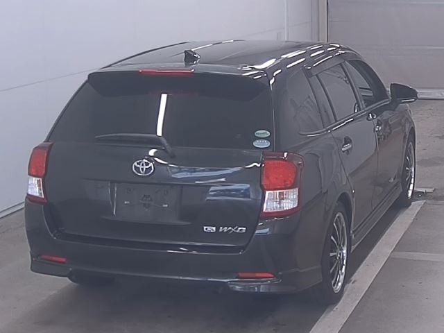 TOYOTA COROLLA FIELDER 2013