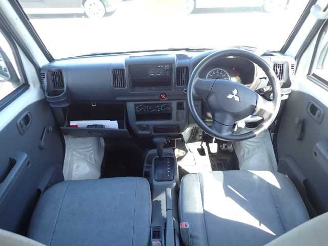 MITSUBISHI MINICAB VAN 2010