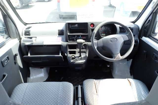 DAIHATSU HIJET VAN 2014
