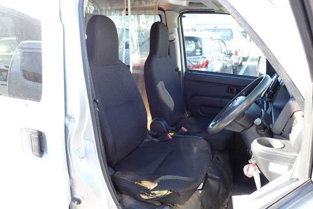DAIHATSU HIJET VAN 2018