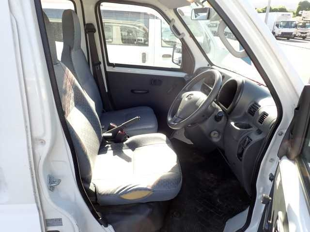 DAIHATSU HIJET VAN 2014