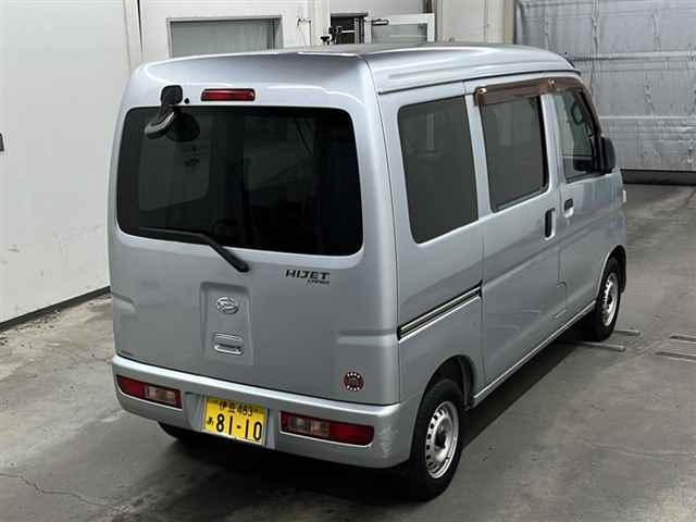 DAIHATSU HIJET VAN 2015