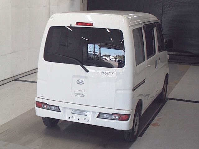 DAIHATSU HIJET VAN 2021