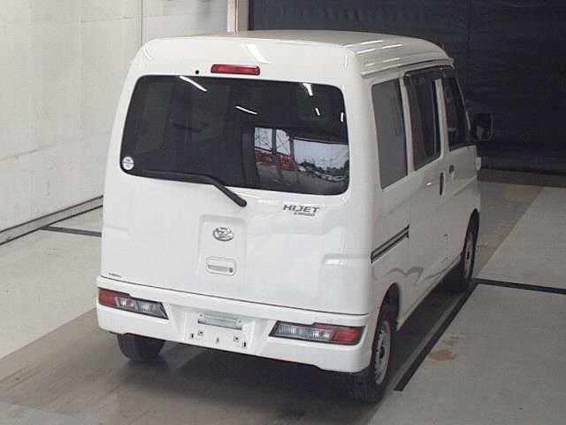 DAIHATSU HIJET VAN 2020
