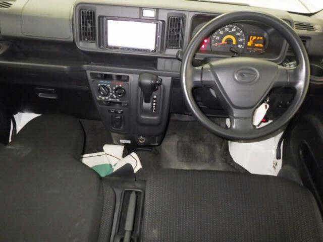 DAIHATSU HIJET VAN 2018