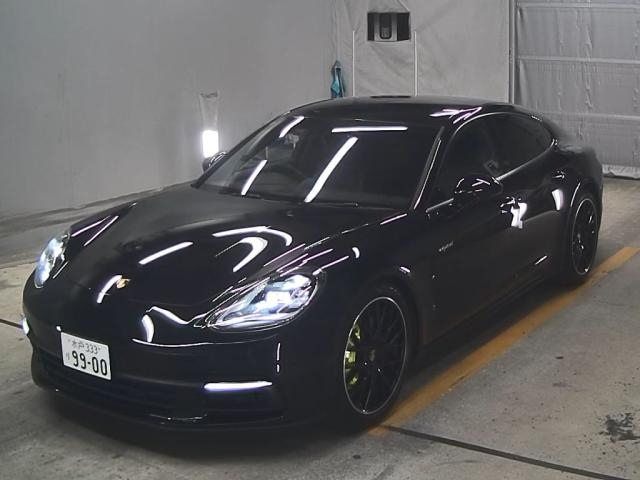 PORSCHE PANAMERA 2020
