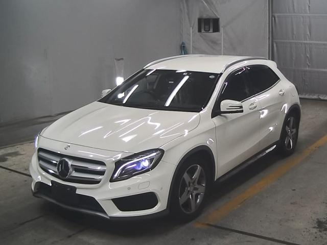 MERCEDES BENZ GLA CLASS 2015