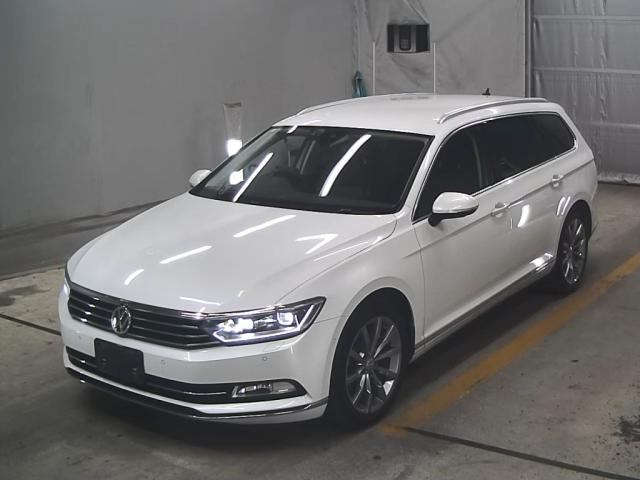 VOLKSWAGEN PASSAT VARIANT 2018