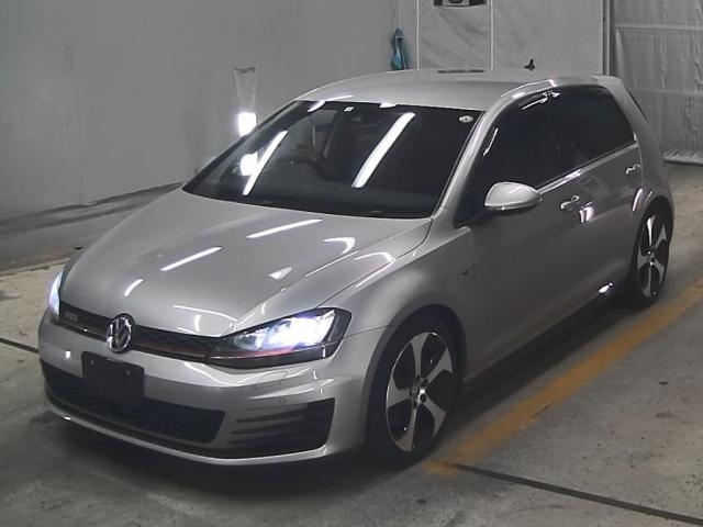 VOLKSWAGEN GOLF 2016