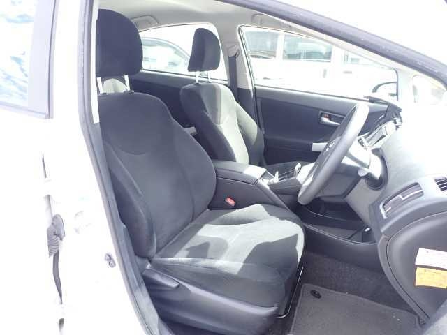 TOYOTA PRIUS 2015
