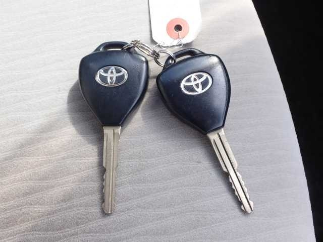 TOYOTA COROLLA AXIO 2008