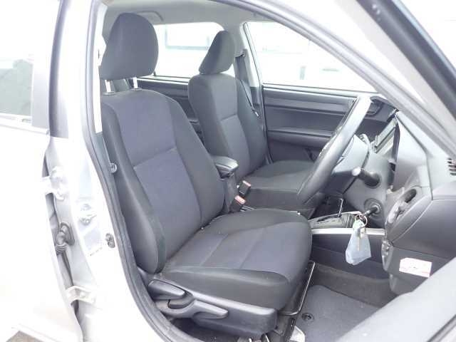 TOYOTA COROLLA FIELDER 2019