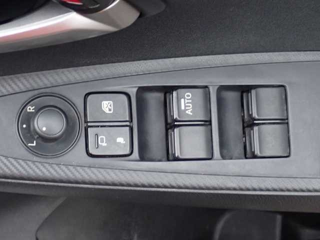 MAZDA DEMIO 2017