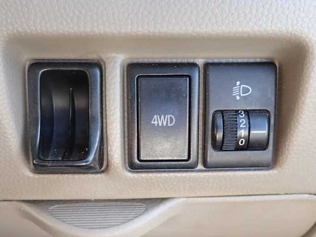 NISSAN CLIPPER VAN 2014