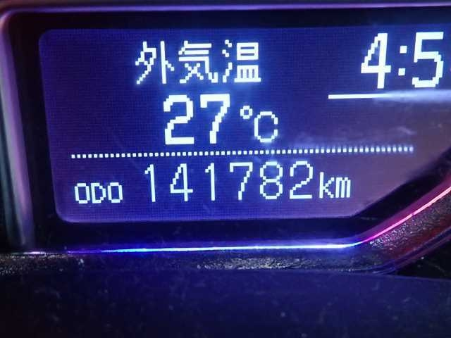 TOYOTA COROLLA FIELDER 2019