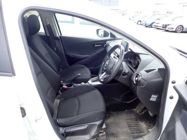 MAZDA DEMIO 2018