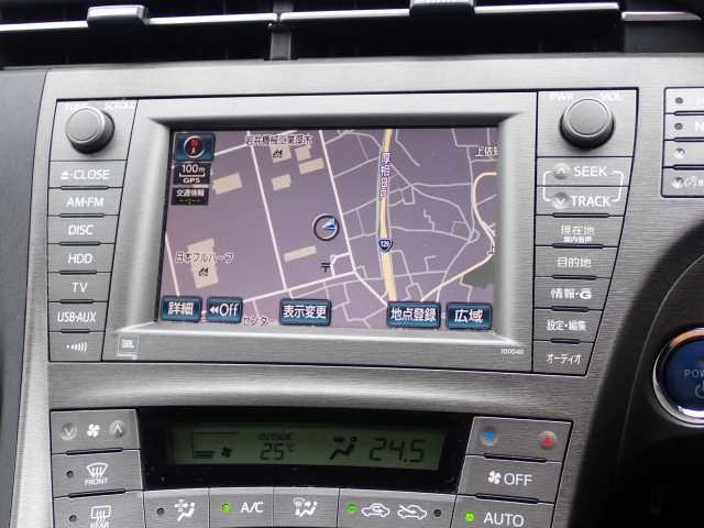 TOYOTA PRIUS 2012
