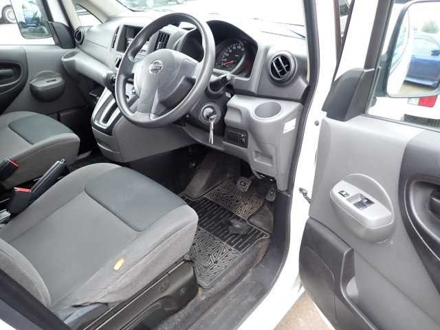 NISSAN NV200 2018