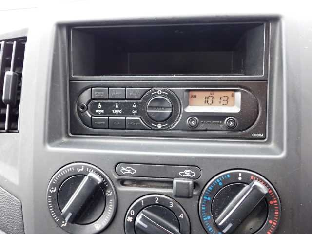 NISSAN NV200 2018