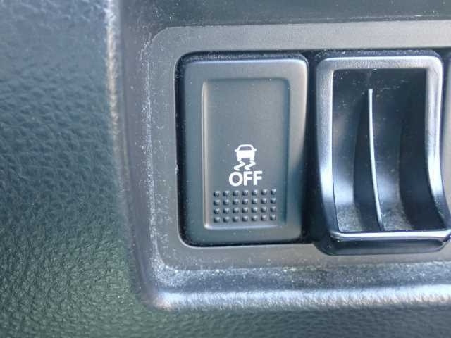 SUZUKI SWIFT 2013