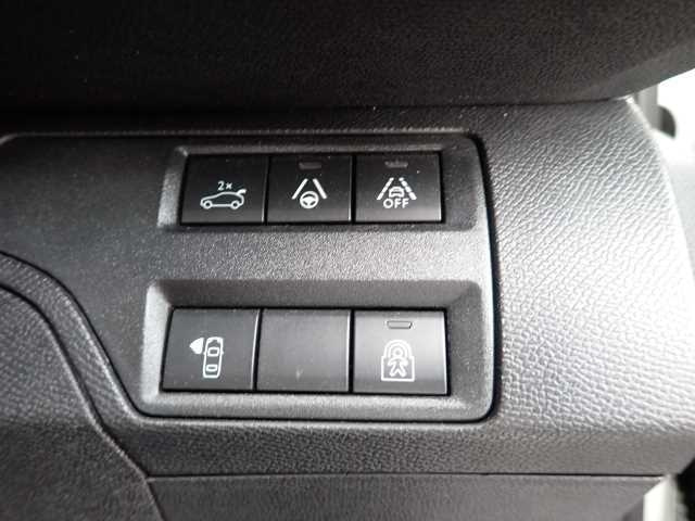 PEUGEOT 3008 2021
