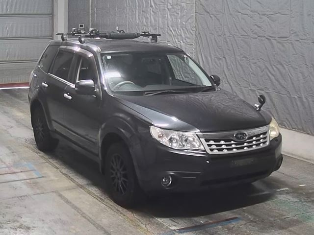 SUBARU FORESTER 2011