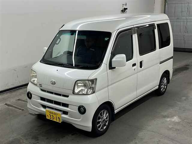 DAIHATSU HIJET VAN 2011