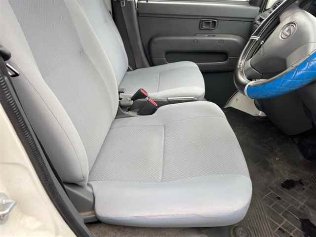 DAIHATSU HIJET VAN 2014