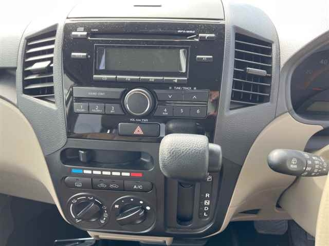 NISSAN ROOX 2010