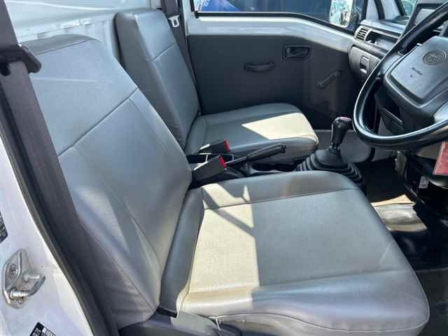 SUBARU SAMBAR 2011