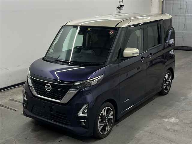 NISSAN ROOX 2021