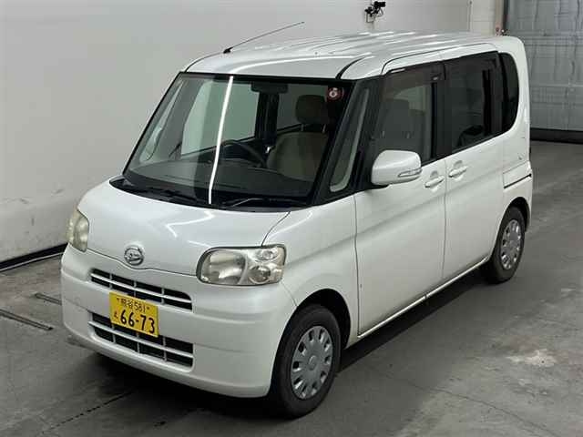 DAIHATSU TANTO 2008