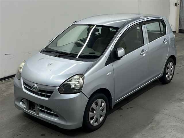 DAIHATSU MIRA E S 2012