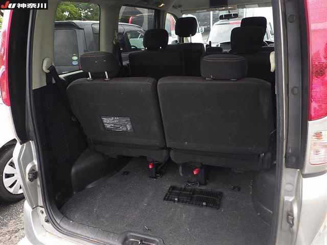 NISSAN SERENA 2009