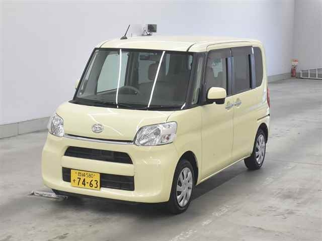 DAIHATSU TANTO 2014