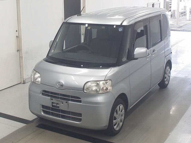 DAIHATSU TANTO 2013