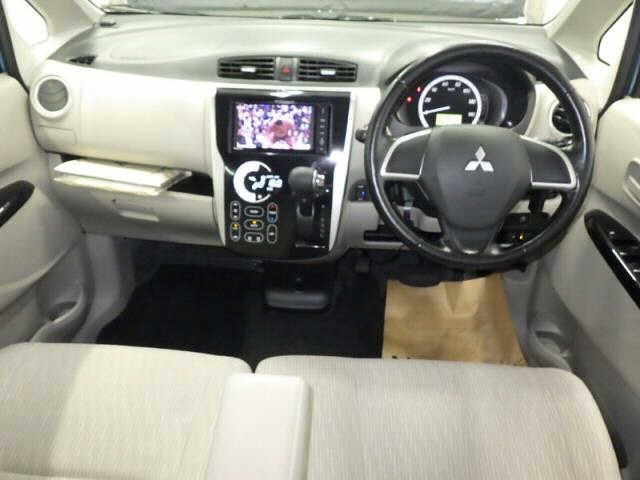 MITSUBISHI EK WAGON 2013
